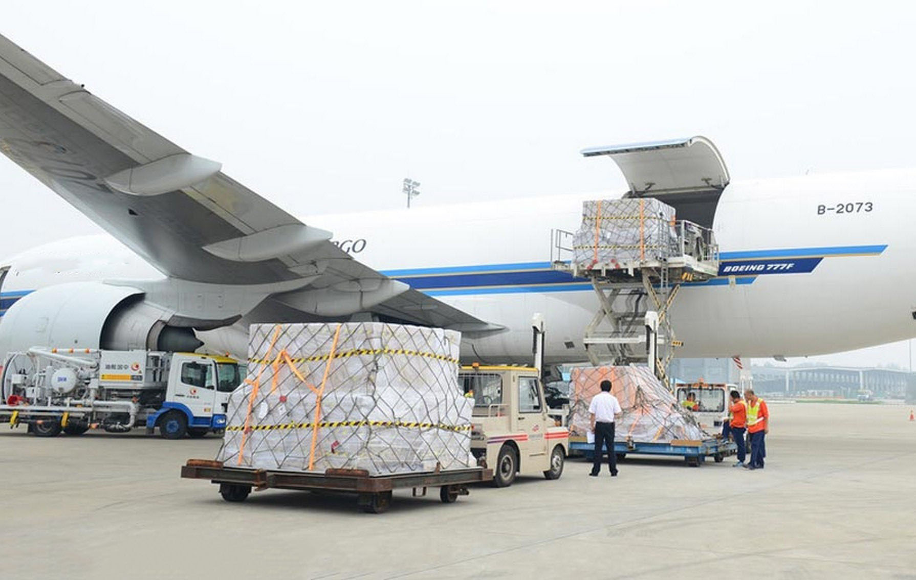 Vận chuyển hàng từ Bình Dương đi Trung Quốc bằng đường hàng không