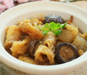 Hải Sâm Hầm Gà