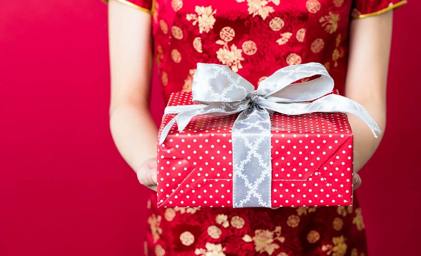 Gửi bánh kẹo handmade, bánh nhà làm đi Trung Quốc dịp Tết: Có được không? Cần lưu ý gì?