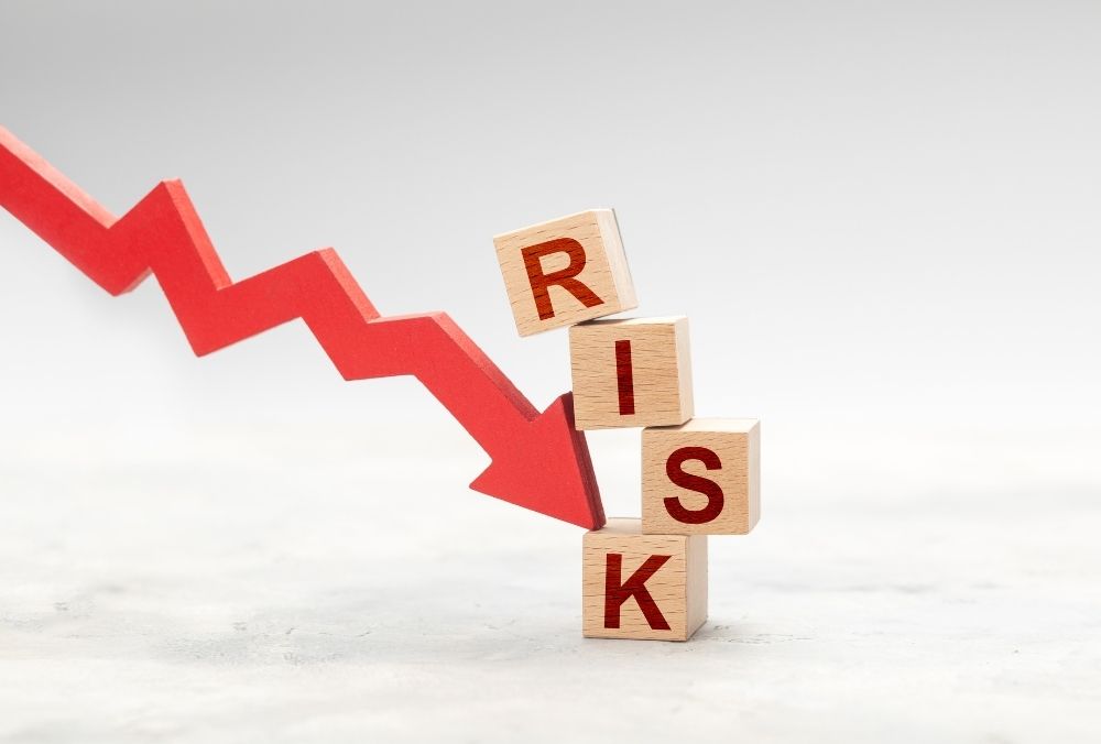 Gửi hàng dễ vỡ sang Trung Quốc: Quy trình bảo vệ & đóng gói an toàn