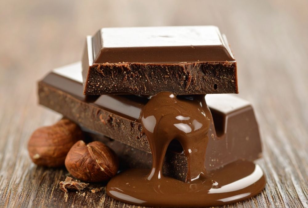 Cách đóng gói bánh kẹo Tết đi Trung Quốc để không bể, không chảy