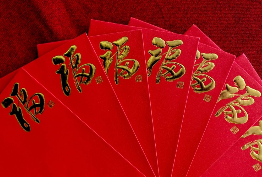 Vì Sao Màu Đỏ Được Xem Là Màu May Mắn Trong Tết Trung Quốc?